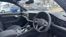 Volkswagen Touareg 3.0 V6 TDI 4Motion 286 Black Edition 5dr Tip Auto Diesel Estate